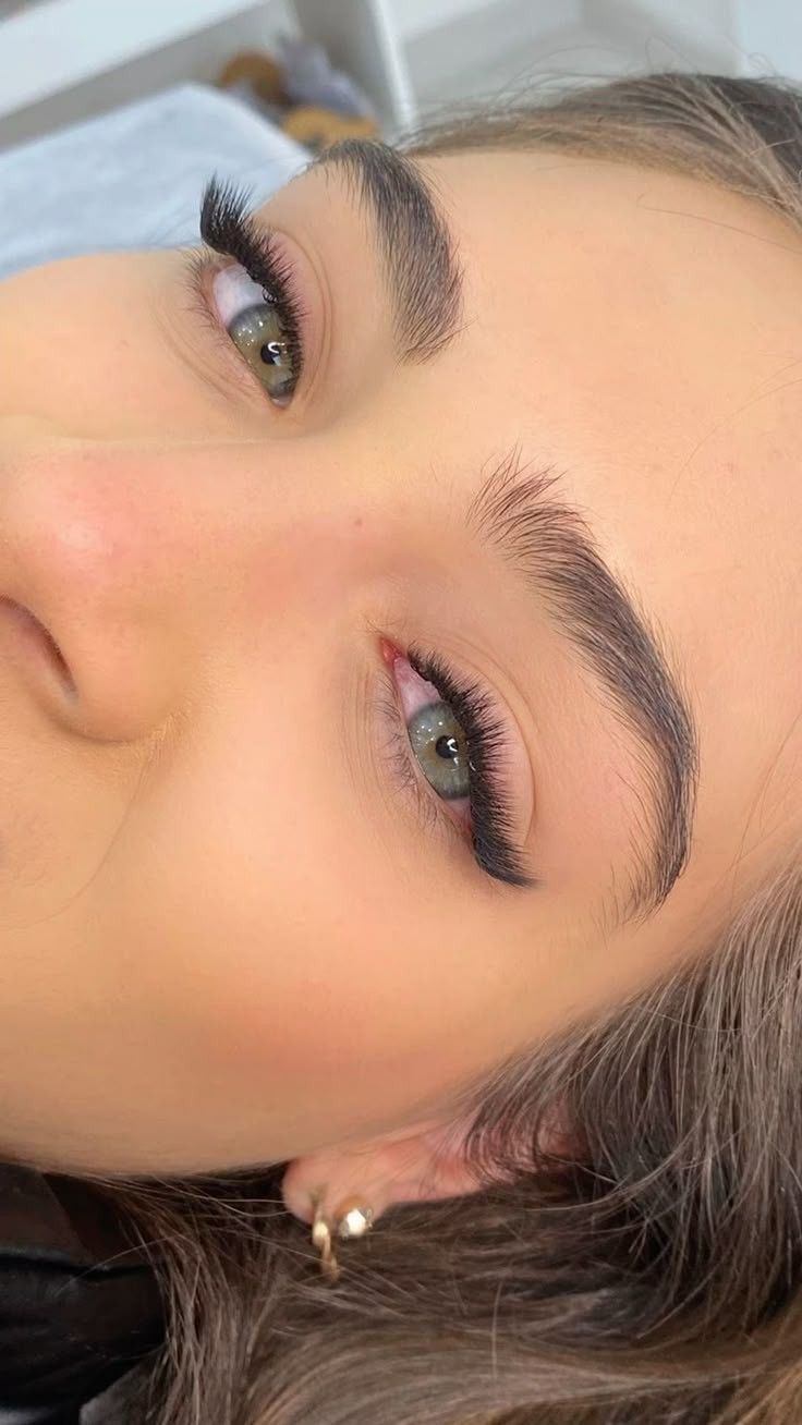 Lash Lifting